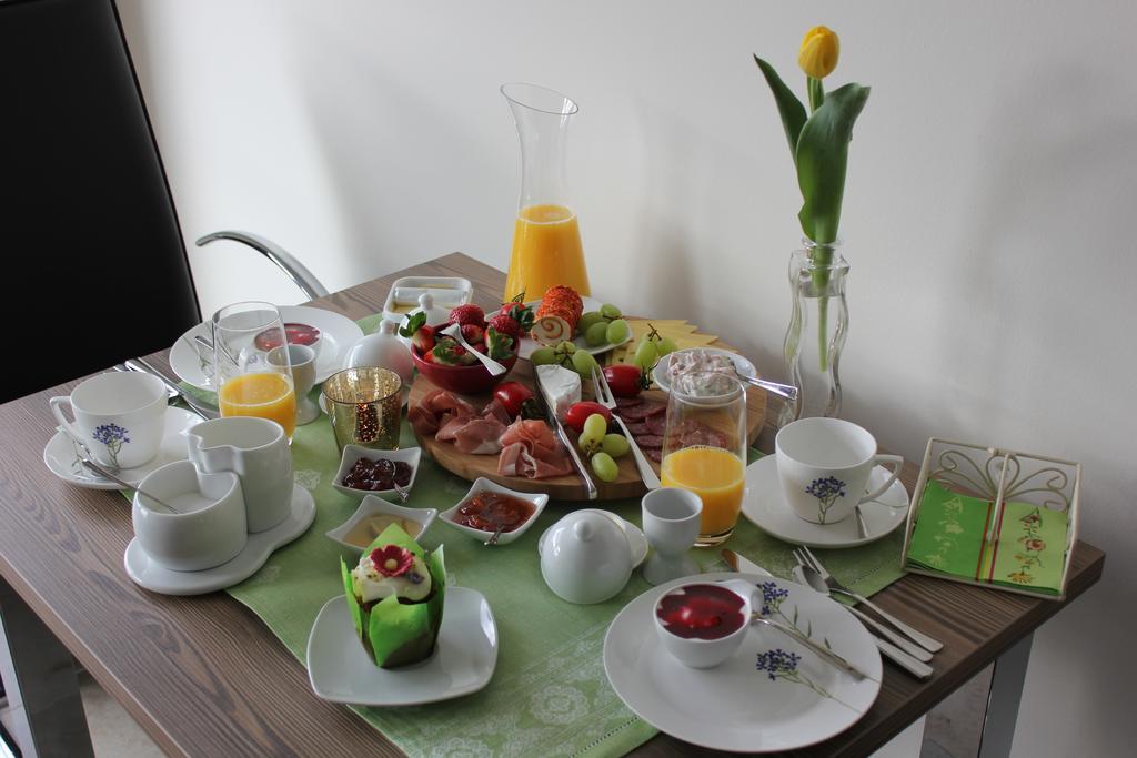 Hotel Haus Kallenberg Herbrechtingen Экстерьер фото