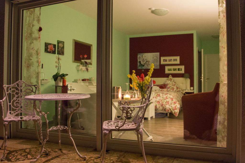 Hotel Haus Kallenberg Herbrechtingen Экстерьер фото