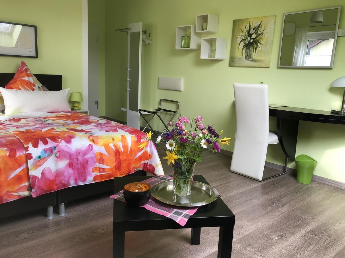 Hotel Haus Kallenberg Herbrechtingen Экстерьер фото